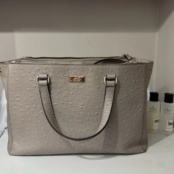 Kate Spade Bristol drive ostrich purse - Picture 1 of 16